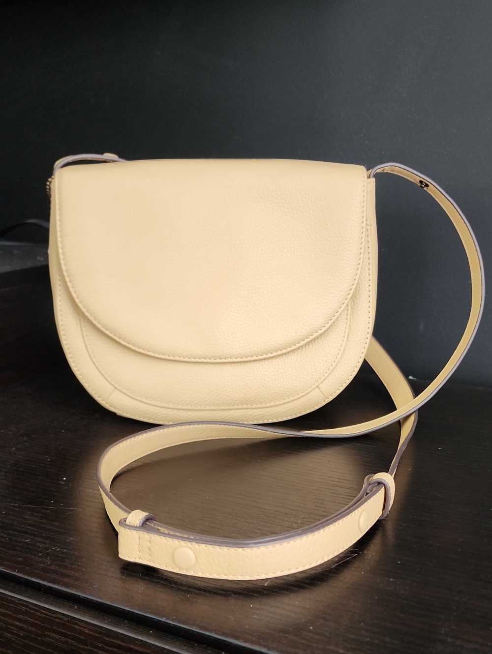 Naturalizer Cream Pebbled Leather Crossbody Bag